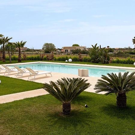Villa Paradiso With Private Pool, Bbq Area, Huge Garden And Free Parking Модика Экстерьер фото